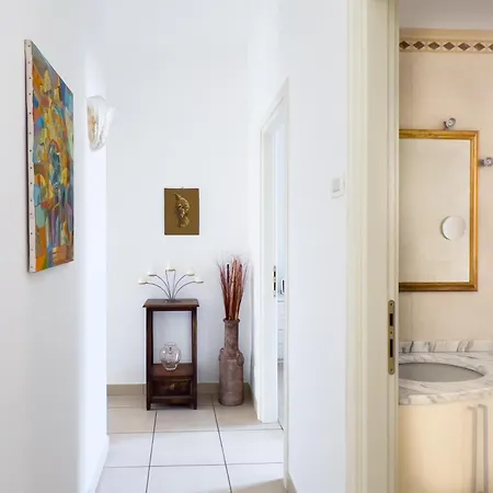 Queen Elena Luxury Apartment Genoa Exterior photo