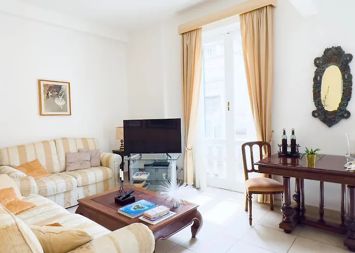 Queen Elena Luxury Apartment